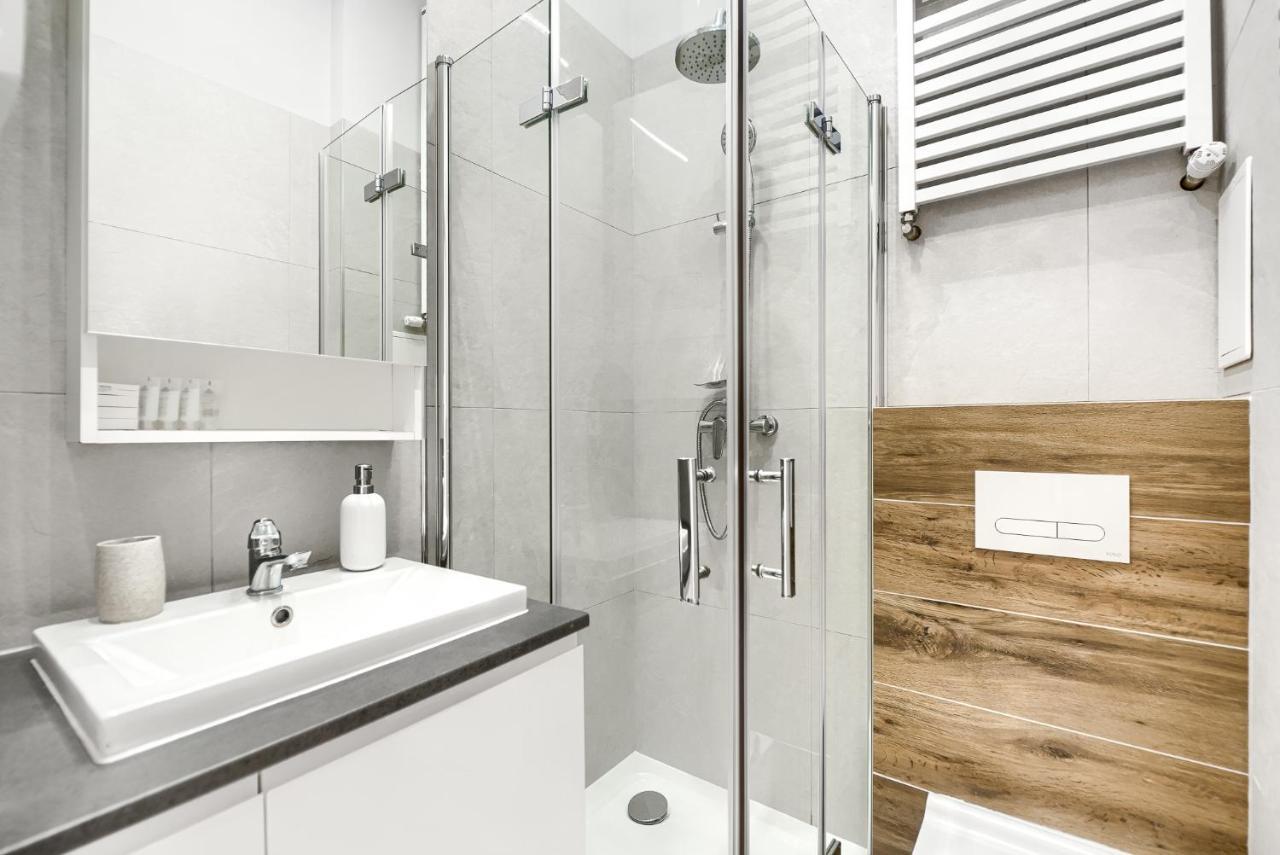 Apartament 300 Apartamenty No.1 Centrum Szczecin Luaran gambar